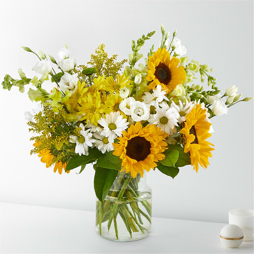 Hello Sunshine Bouquet – Brownsville Premiere Florist, Brooklyn NY