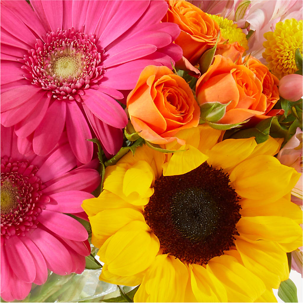 Florist Original Mixed Bouquet – Brownsville Premiere Florist, Brooklyn NY