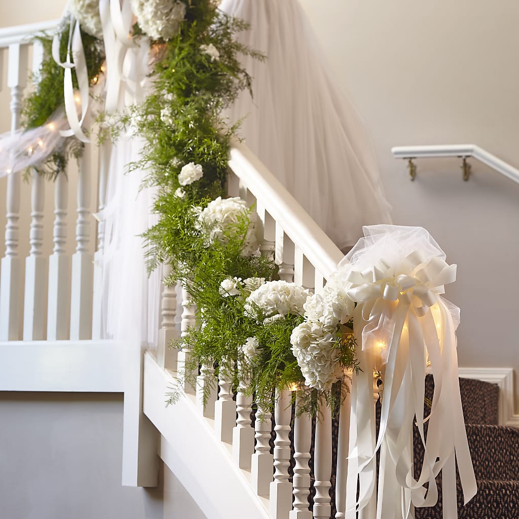 Champagne Dreams Garland – Brownsville Premiere Florist, Brooklyn NY